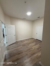 7063 Deer Lodge Cir in Jacksonville, FL - Building Photo - Building Photo