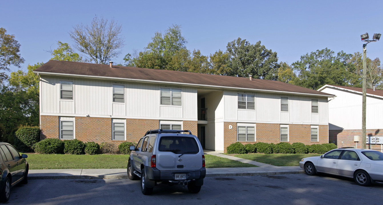 Springwood/Happy Valley Apartments in Rossville, GA - Building Photo