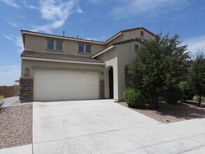 6804 E Via Arroyo Largo in Tucson, AZ - Building Photo - Building Photo