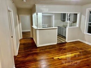 279 Fountain St in Fall River, MA - Building Photo - Building Photo