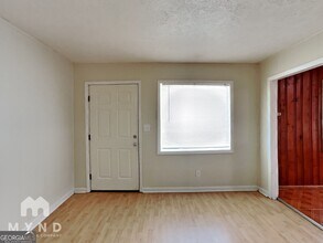 730 Hill St in Forest Park, GA - Building Photo - Building Photo