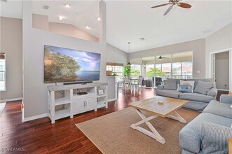 5615 Sherborn Dr in Naples, FL - Building Photo - Building Photo