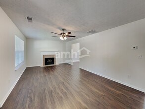 3772 Emperors Cove in Snellville, GA - Foto de edificio - Building Photo