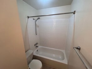 1823 Charles Ct in Charlottesville, VA - Building Photo - Building Photo