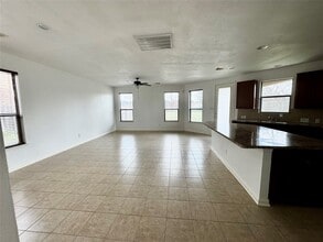 7540 Connemara Dr in Cypress, TX - Building Photo - Building Photo