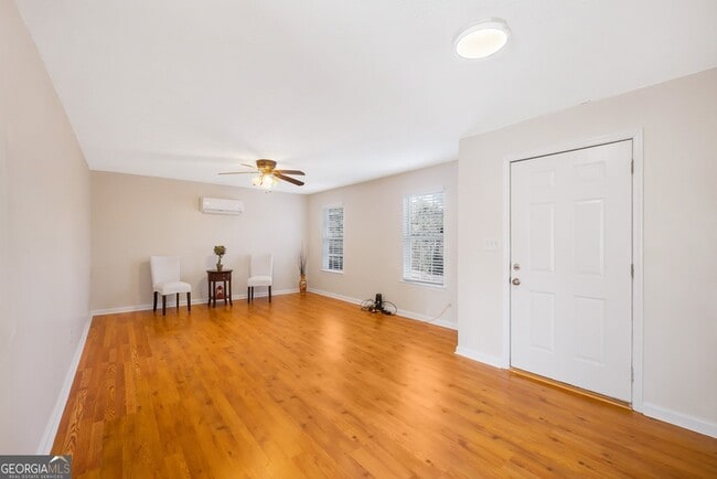 252 Skyview Rd, Unit C108 in Senoia, GA - Building Photo - Building Photo