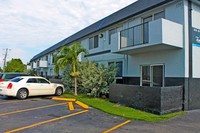 Sligo Villa Apartments in Opa Locka, FL - Building Photo - Building Photo