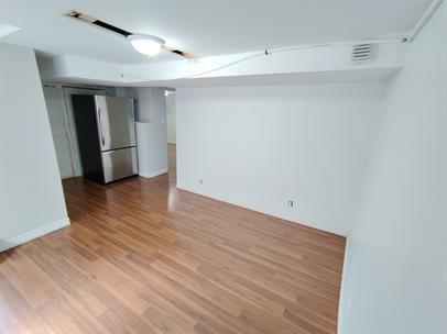 135 Spring St in Quinte West, ON - Building Photo - Building Photo