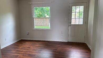 1412 Carlisle Ct in The Village, OK - Building Photo - Building Photo