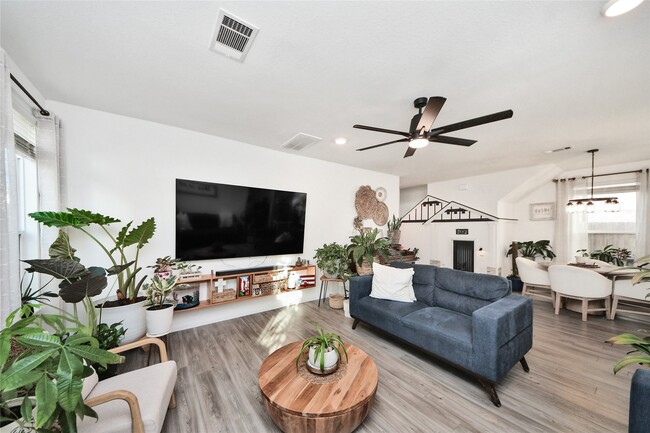 property at 25928 Chicory Dr