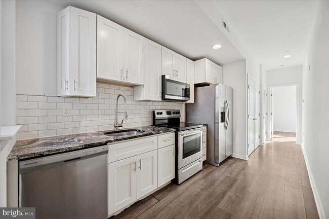 4131 Cambridge St in Philadelphia, PA - Building Photo - Building Photo