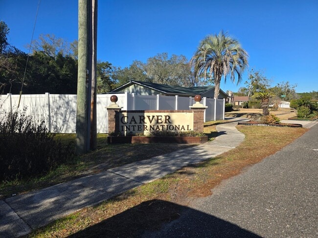 5639 Sophist Cir N in Jacksonville, FL - Building Photo - Building Photo