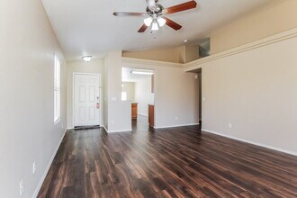 12734 W Via Camille in El Mirage, AZ - Foto de edificio - Building Photo