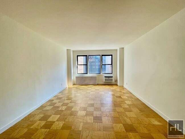 property at 236 E 36th St