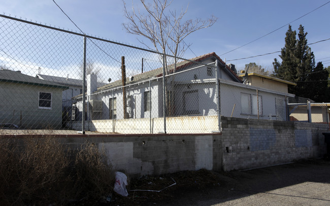 317 E Fredricks St in Barstow, CA - Building Photo - Building Photo