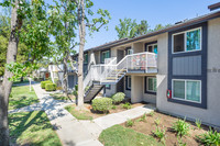 Aspire Redlands Apartments in Redlands, CA - Foto de edificio - Building Photo