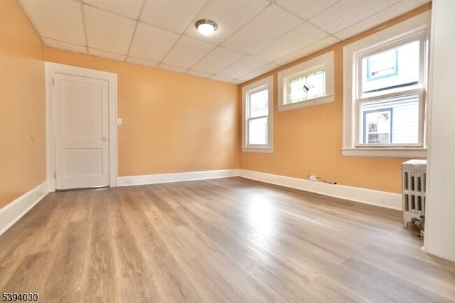 180 Hobson St in Newark, NJ - Building Photo - Building Photo