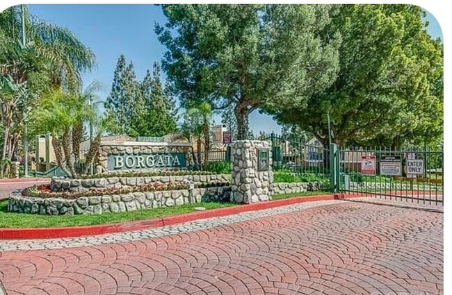 property at 10655 Lemon Ave