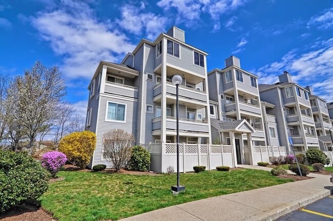 200 Falls Blvd, Unit G310 in Quincy, MA - Building Photo - Building Photo