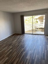 6326 Newtown Cir in Tampa, FL - Building Photo - Building Photo