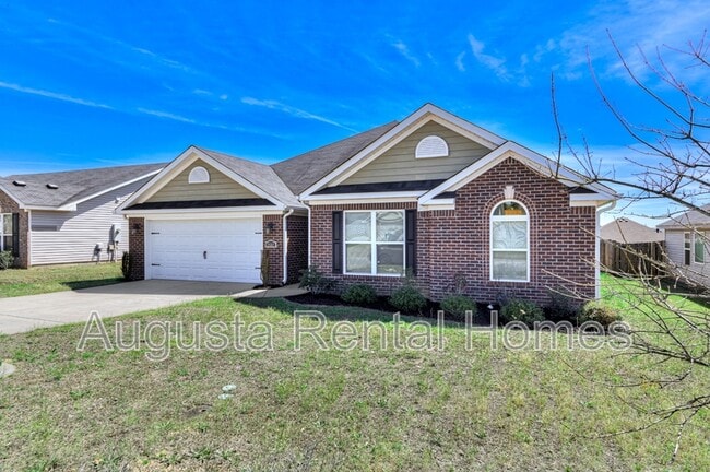 2562 Inverness Dr in Hephzibah, GA - Building Photo - Building Photo