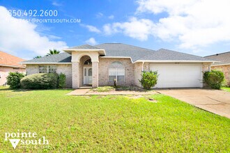 2012 Horton Dr in Pensacola, FL - Building Photo - Building Photo