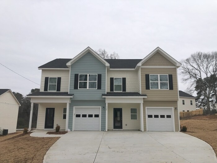 32 Bill Rutledge Rd in Winder, GA - Building Photo