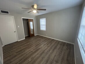 1102 NW 13th St in Andrews, TX - Building Photo - Building Photo