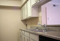 2921 Sycamore Springs Dr photo'