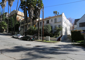 1926 Whitley Ave in Los Angeles, CA - Building Photo