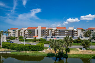 La Puerta Del Sol in St. Petersburg, FL - Building Photo - Building Photo