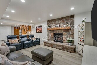 10971 Cindy Cir in Sandy, UT - Building Photo - Building Photo