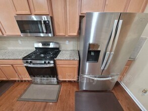 6130 Brandon Dr in Lewis Center, OH - Building Photo - Building Photo