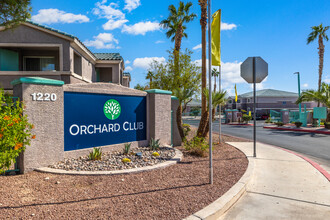 Orchard Club in Las Vegas, NV - Foto de edificio - Building Photo