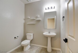 4120 Free Bird Crest Ave in North Las Vegas, NV - Building Photo - Building Photo