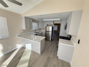 7029 English Mist Cir in Las Vegas, NV - Building Photo - Building Photo