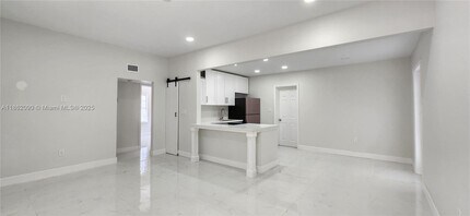 830 NE 143rd St in North Miami, FL - Building Photo - Building Photo