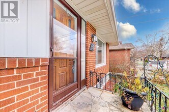 3 Annaree Dr in Toronto, ON - Building Photo - Building Photo