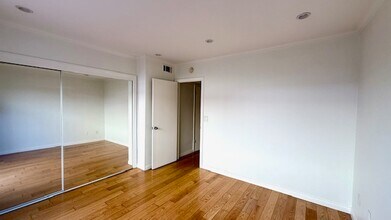 6244 Morse Ave, Unit 5244 in North Hollywood, CA - Building Photo - Building Photo