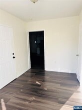 100 Butler St in Paterson, NJ - Foto de edificio - Building Photo