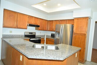 2250 W Rockwell Dr in Chandler, AZ - Building Photo - Building Photo