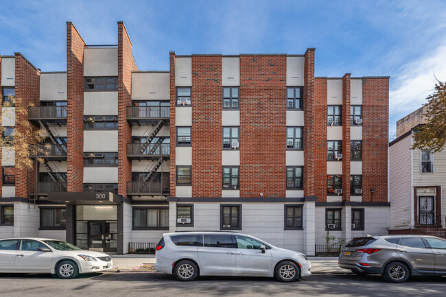 356 Lexington Ave in Brooklyn, NY - Building Photo - Building Photo