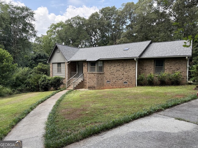 property at 105 Crestwood Cir