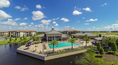Sanctuary at West Port in Port Orange, FL - Foto de edificio - Building Photo