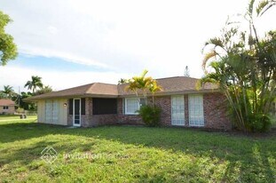 174 Ohio Rd in Greenacres, FL - Building Photo