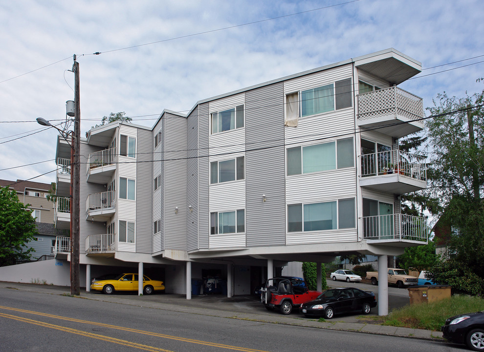 Green Lake Park View Apartments in Seattle, WA - Building Photo