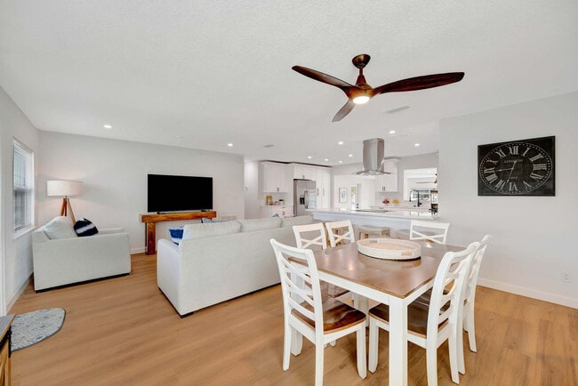 3396 Minnow Creek Dr in Hernando Beach, FL - Building Photo - Building Photo