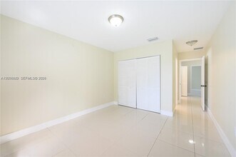 4477 NW 23rd Ave in Miami, FL - Building Photo - Building Photo