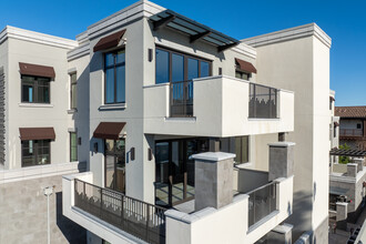 Hope Street Condominiums in Mountain View, CA - Foto de edificio - Building Photo