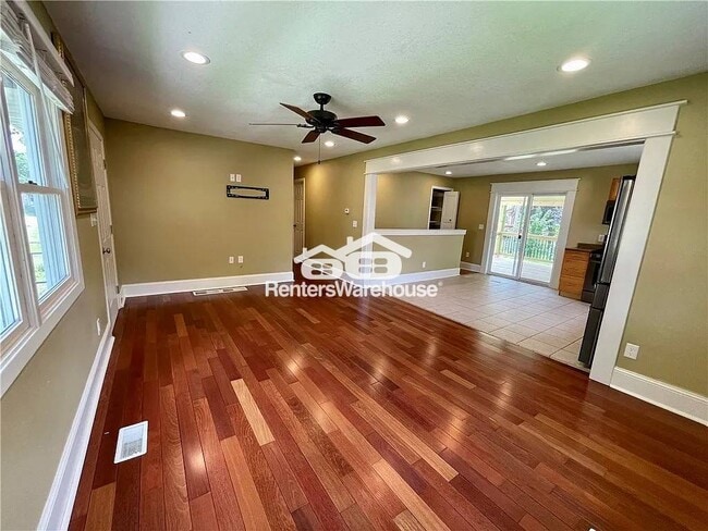 property at 5810 Francis Ave